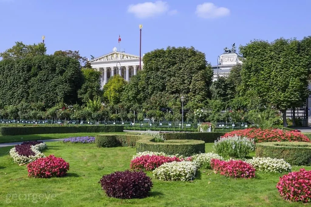 Charming Apartment In Center Vienna Austria